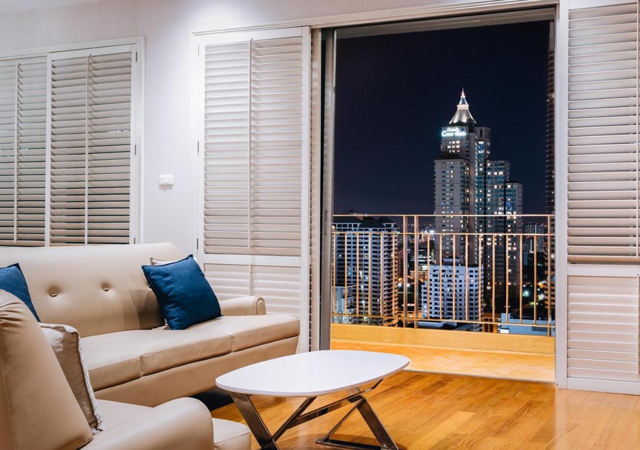 Grande Centre Point Hotel Ploenchit - SHA Plus Bangkok Extérieur photo A view of the city from a condominium